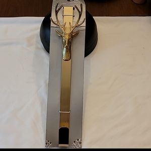 Gold Stag wreath holder